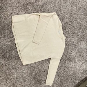 Vince. Size XS. 70% wool, 30% cashmere. Excellent condition.